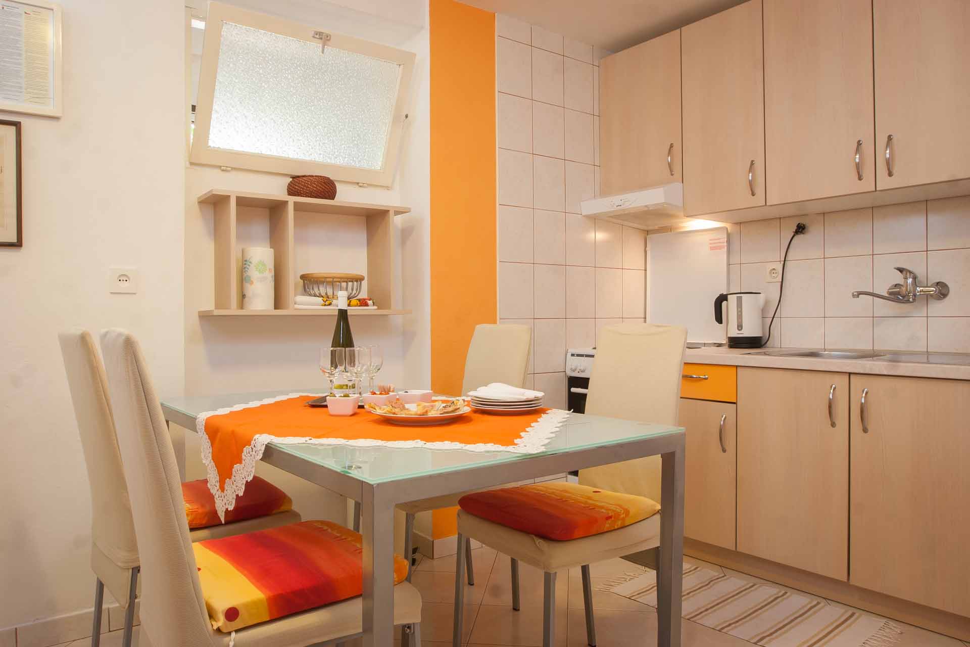 Apartmani u Makarskoj za 2+2 osobe - Apartman Seka A1 / 20