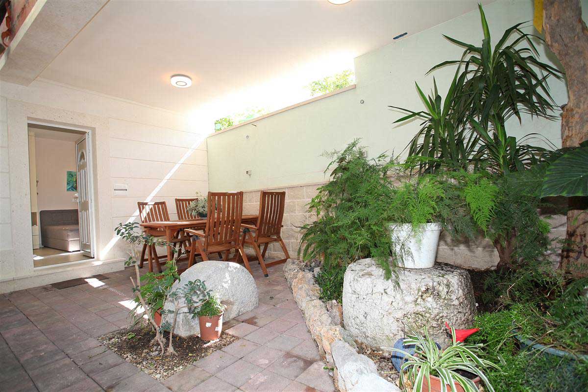 Terrasse für Ferienwohnung a2 - Ferienwohnung Urlić A3 / 15