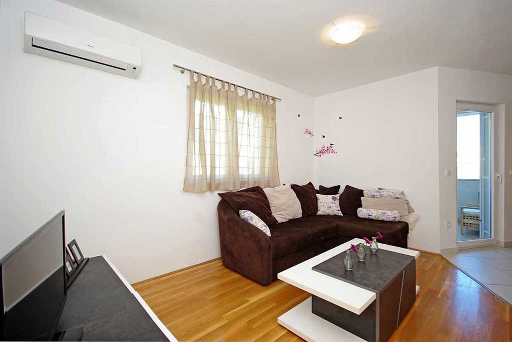 Makarska, Apartamenty dla 4+2 osób - Apartament Anela / 01