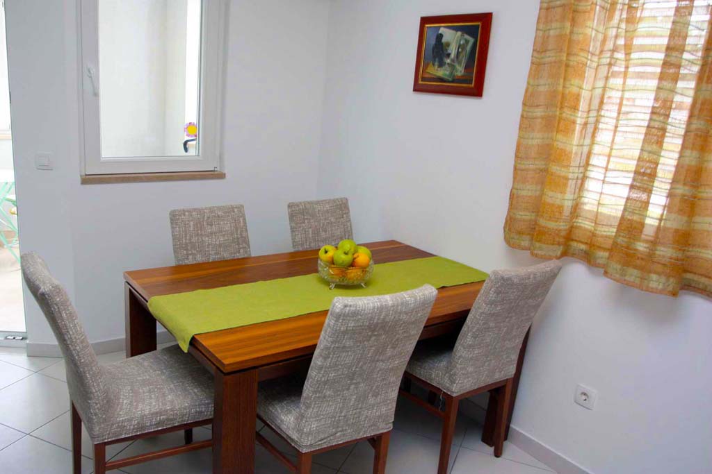 Noclegi Makarska, Kwatery prywatne - Apartament Anela / 05