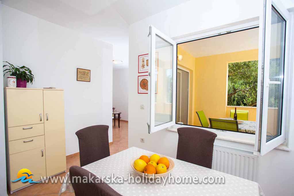 Jídelna a balkon - Apartmán Jele / 14