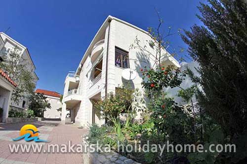 Makarska Ferienwohnungen für 8 Personen in Kroatien, Appartement Jony a1