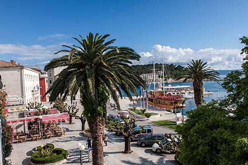Makarska Ferienwohnung direkt am Strand für 4 Personen - Ferienwohnung Kostela