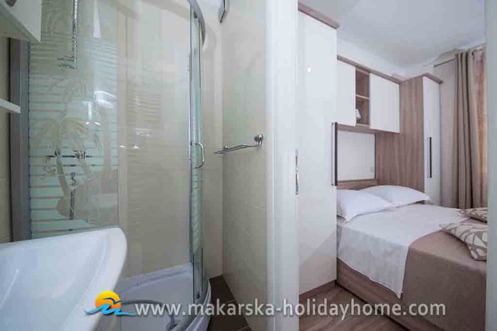 Sypialnia z łazienką - Apartament Pervan / 26