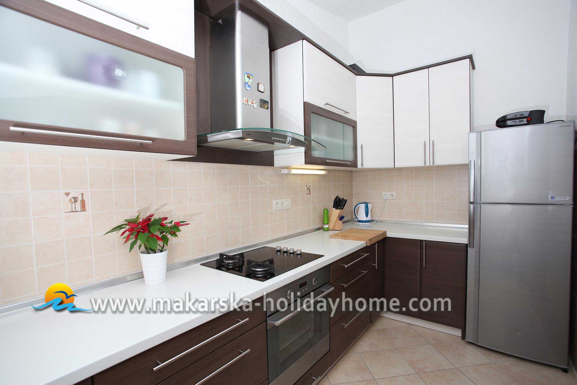 Kitchen - Apartment Ante / 13