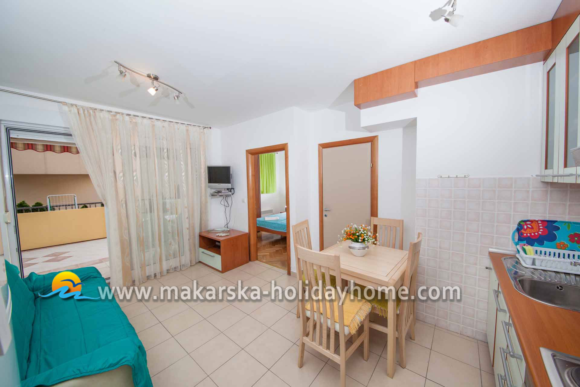 Makarska rivijera apartmani blizu plaže - Apartman Mara A2 / 03