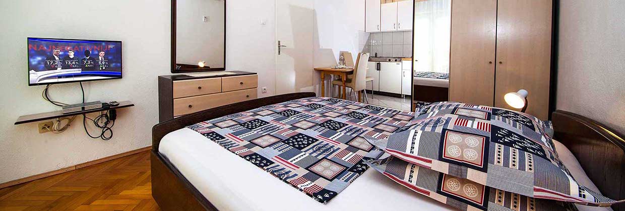 Makarska-Croatia, Cheap Apartments for 2 persons - Apartment Marita S1