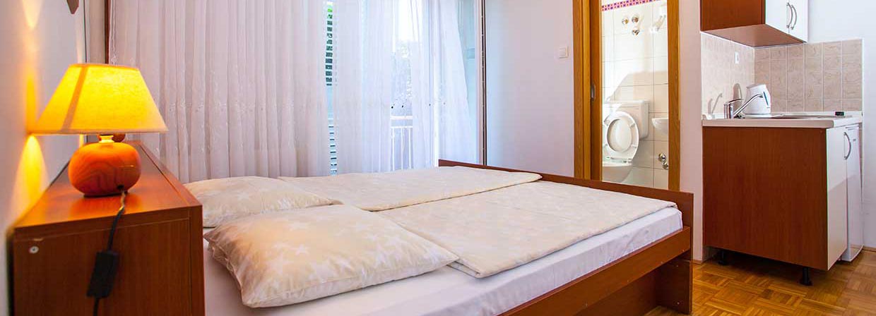 Ubytování v Chorvatsku - Makarska Levné Apartmán pro 2 osoby