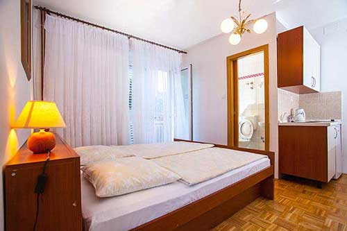 Jeftin apartman Makarska, Marita a2