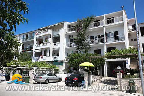 Makarska apartman za 5 osoba - Apartman Mira B1