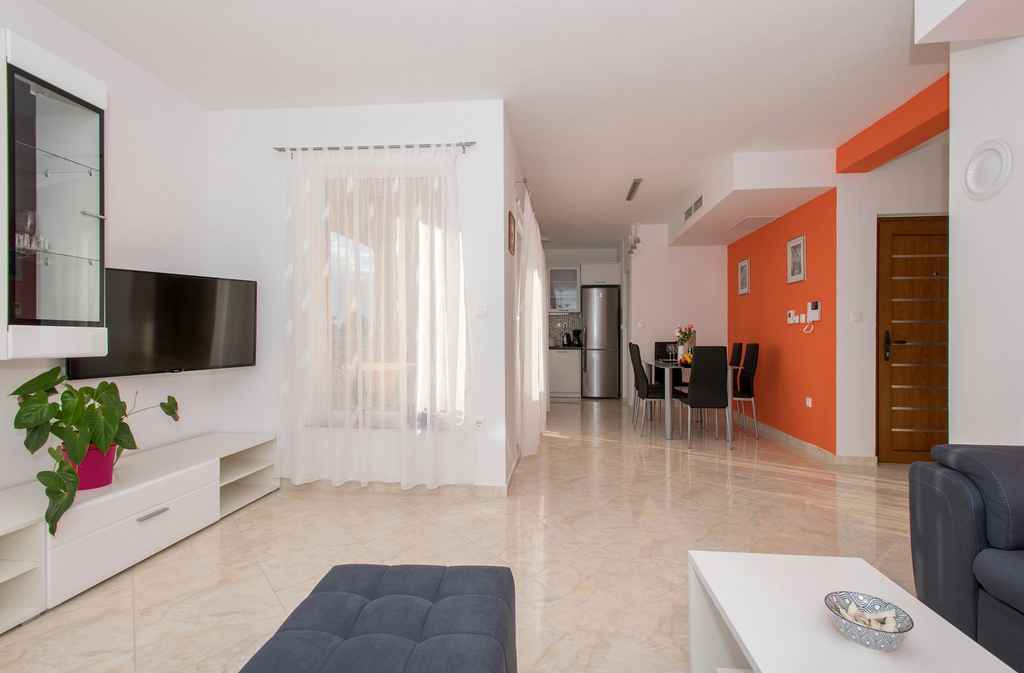 Apartments Makarska zu einem erschwinglichen Preis - Apartment Ratko A1 / 01