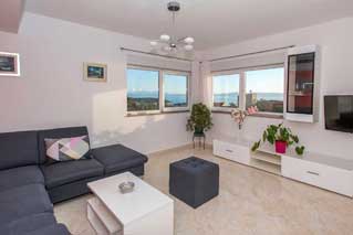 Povoljni apartmani za iznajmljivanje u Makarskoj, Apartment Ratko A2