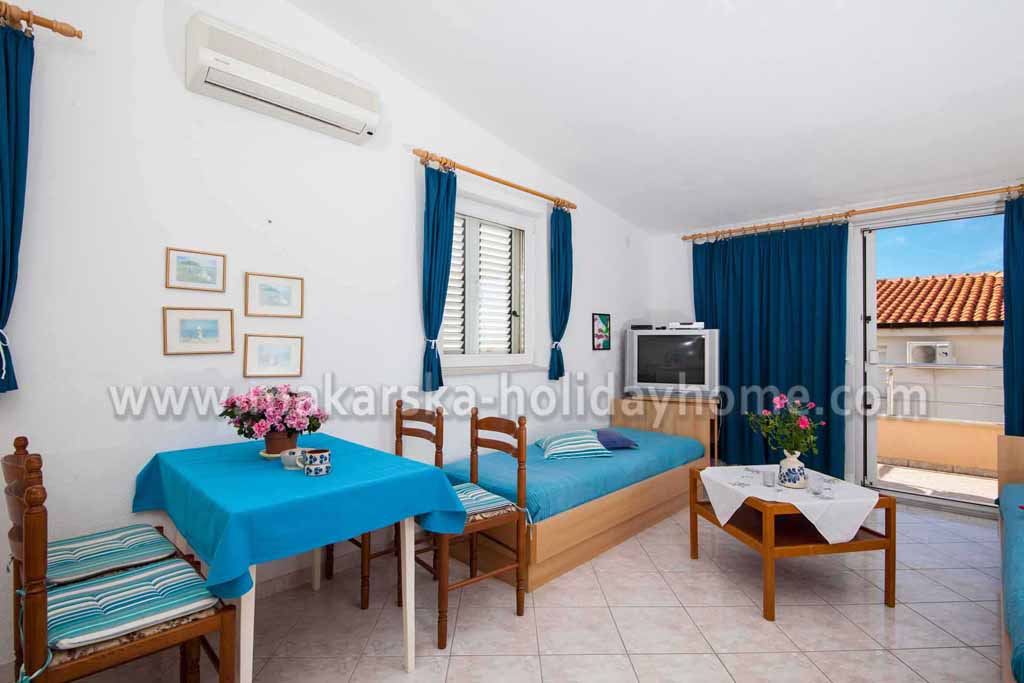 Cheap apartments Makarska, Apartment Slavko A3 / 09