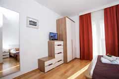 Private accommodation Makarska - Apartment Stone A1 / 13