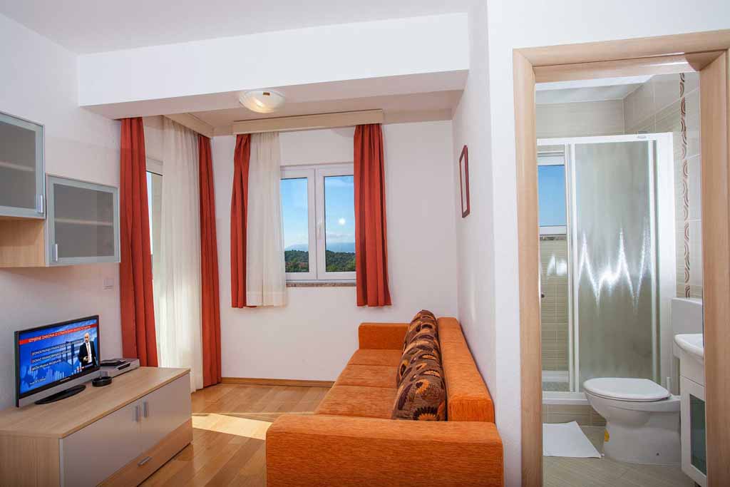 Makarska, Ferienwohnung für 2 + 2 Personen - Apartment Stone A3 / 13