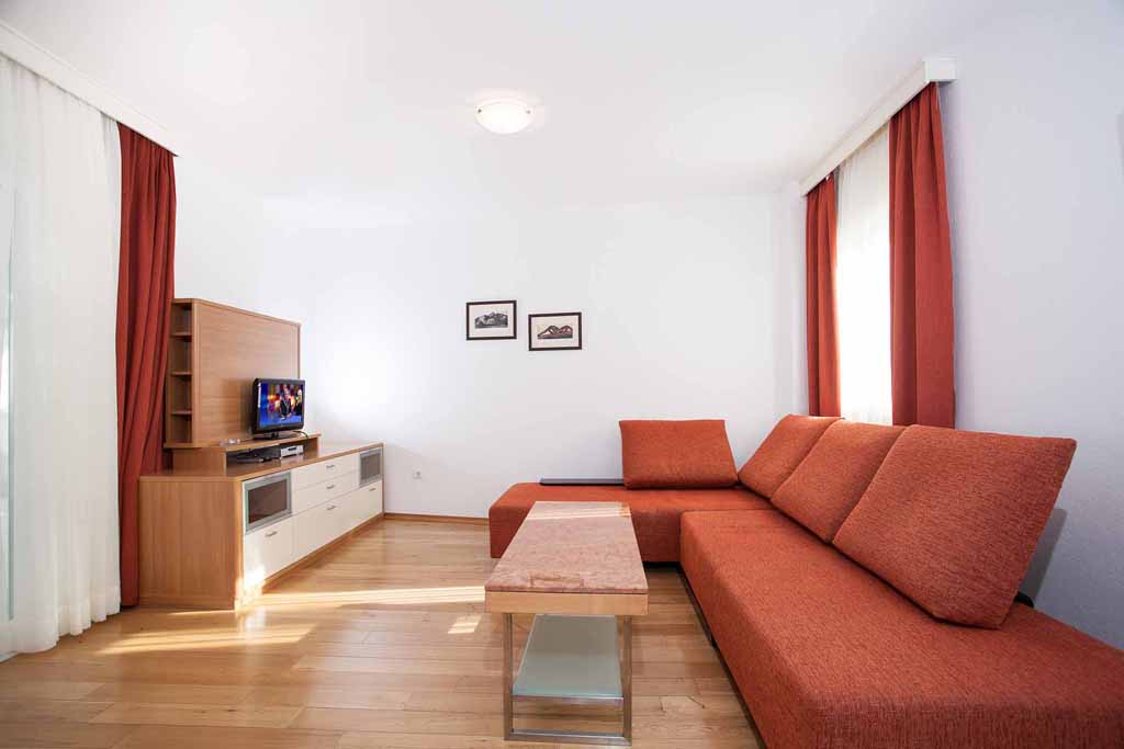 Ferienwohnung Makarska mit Pool - Apartment Stone A4 / 10