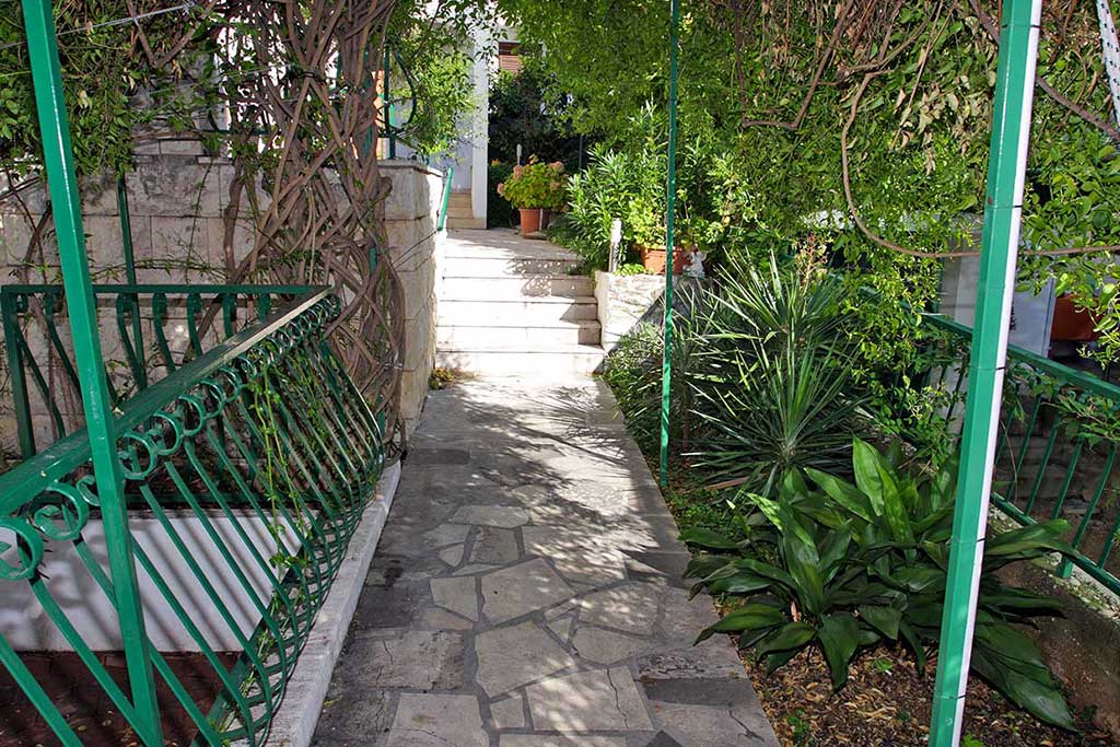 Makarska Ferienwohnung mit Garten, Ferienwohnung Vanda A2 / 06