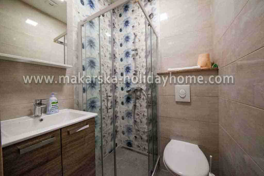 Koupelna se sprchovým koutem - Apartmán Ivka A1 / 26