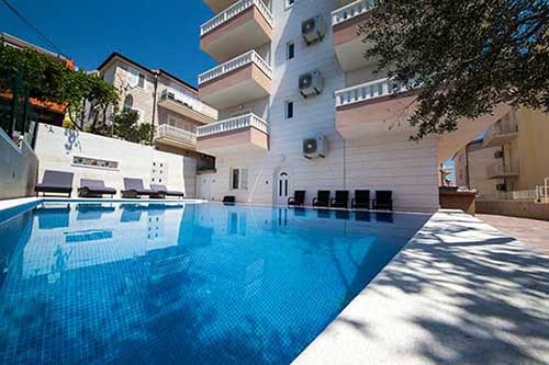 Makarski apartmani s bazenom  - Apartman Villa Ivka A6