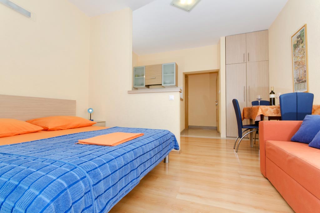 Apartmani Makarska za 4+1 osobu, Apartman Antonia A2 / 10