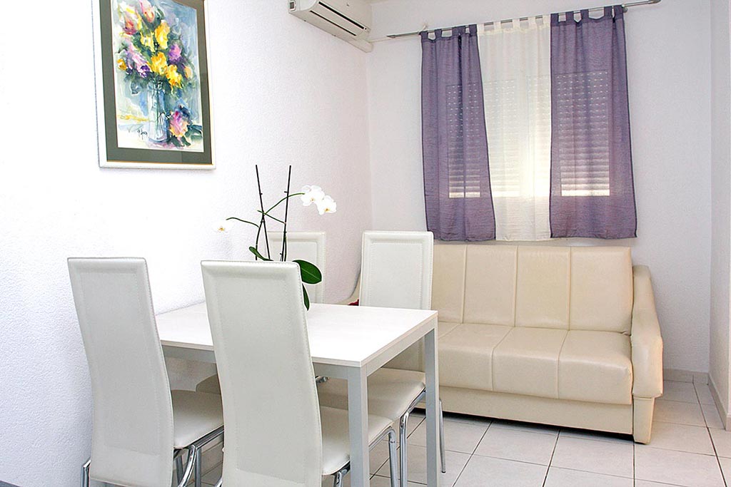 Prywatne apartamenty Makarska, Rezerwacja Makarska, Apartament Bruno A1 / 03
