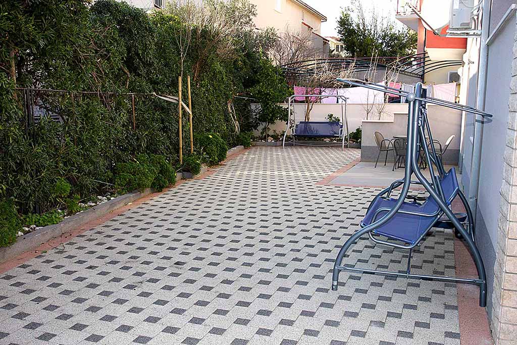 Taras przed domem, Rezerwacja Makarska, Apartament Bruno A1 / 14