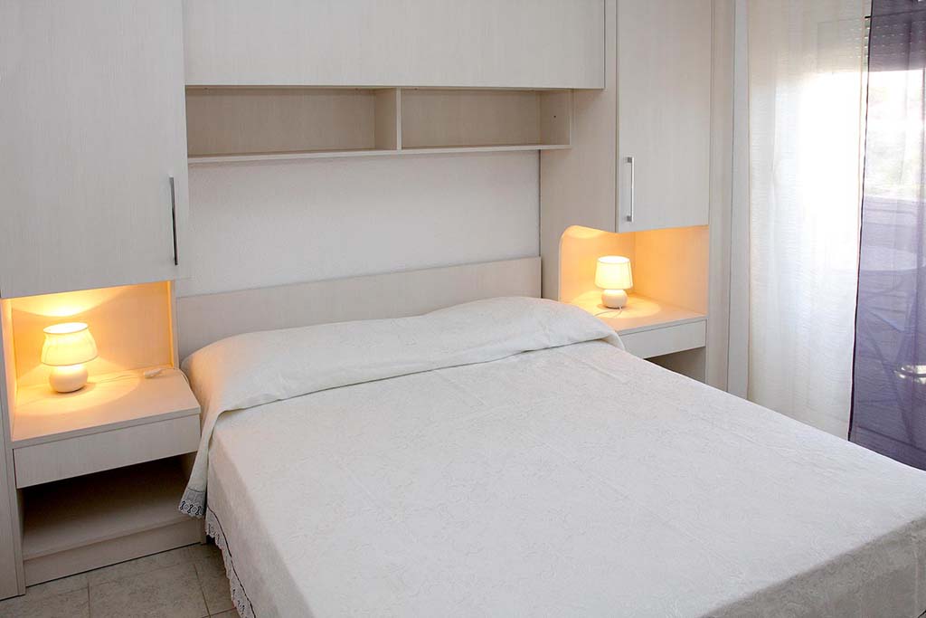 Łóżko w pokoju, Rezerwacja Chorwacja, Apartament Bruno A2 / 02