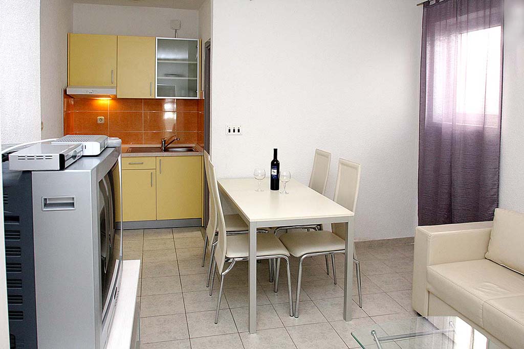 Pokój dzienny z kuchnią, Rezerwacja dla Chorwacji, Apartament Bruno A2 / 09