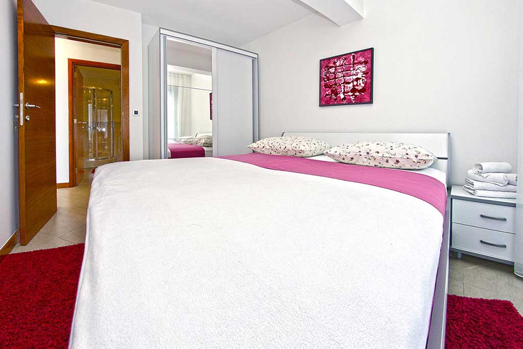 Double bedroom - Makarska apartment Milan A2 / 10