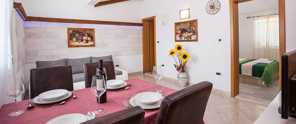 Makarska apartments for 4 persons - Apartment Z & M - a1