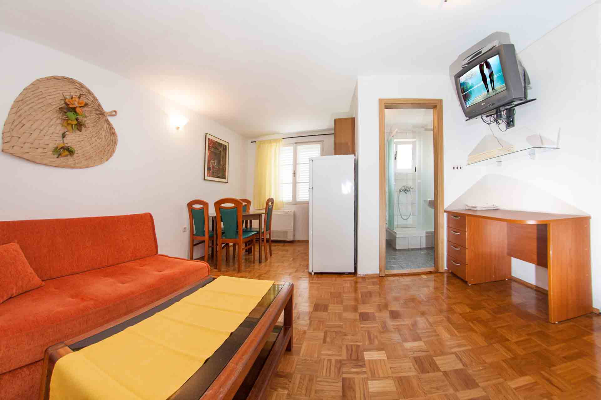 Ferienwohnung Kroatien am Meer - Apartment Zdravko A2 / 04