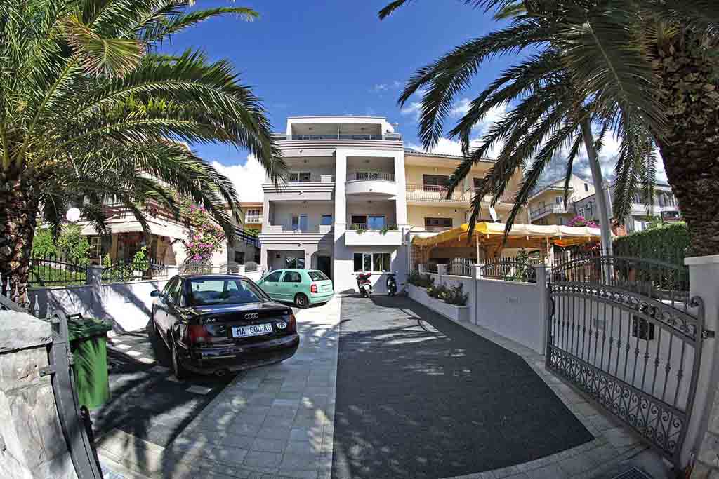 Privatni smještaj Makarska - Apartman Kesara A3 / 03