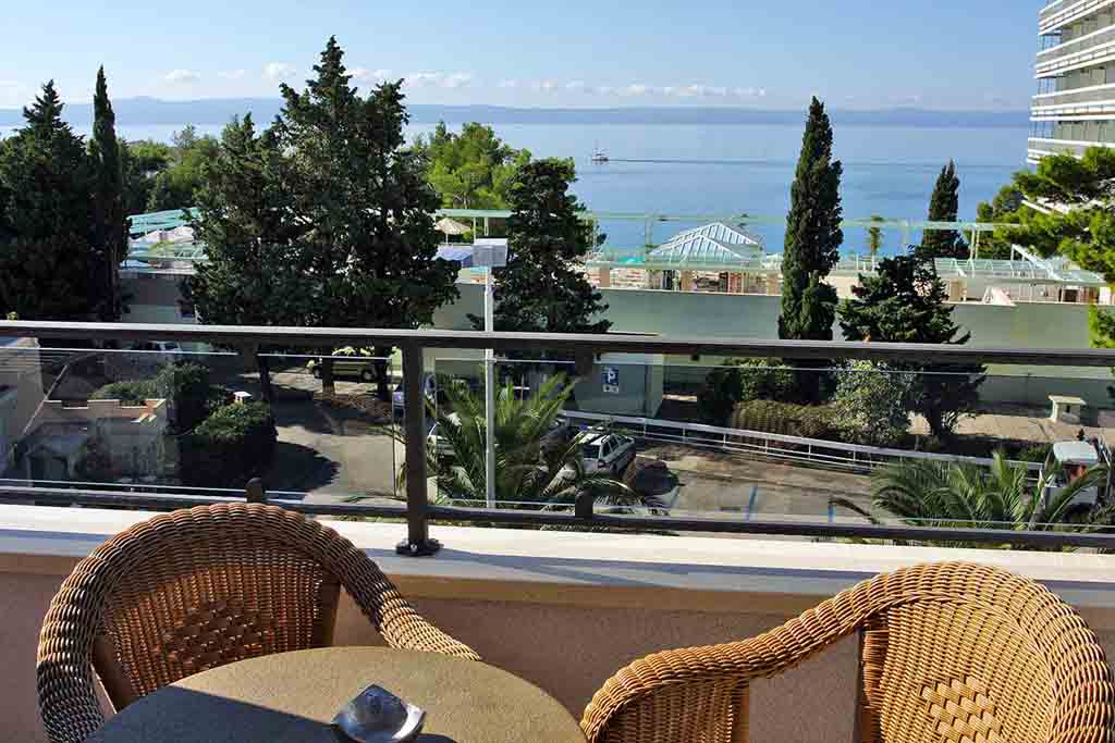 Балкон с видом на море в квартире, Апартамент Кесара А4 / 14