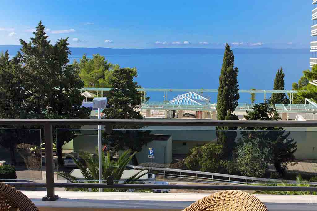 Балкон с видом в квартире, Апартамент Кесара А4 / 15