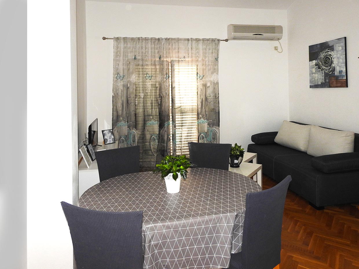 Apartment Promajna for 6 persons - Apartment Marina / 01