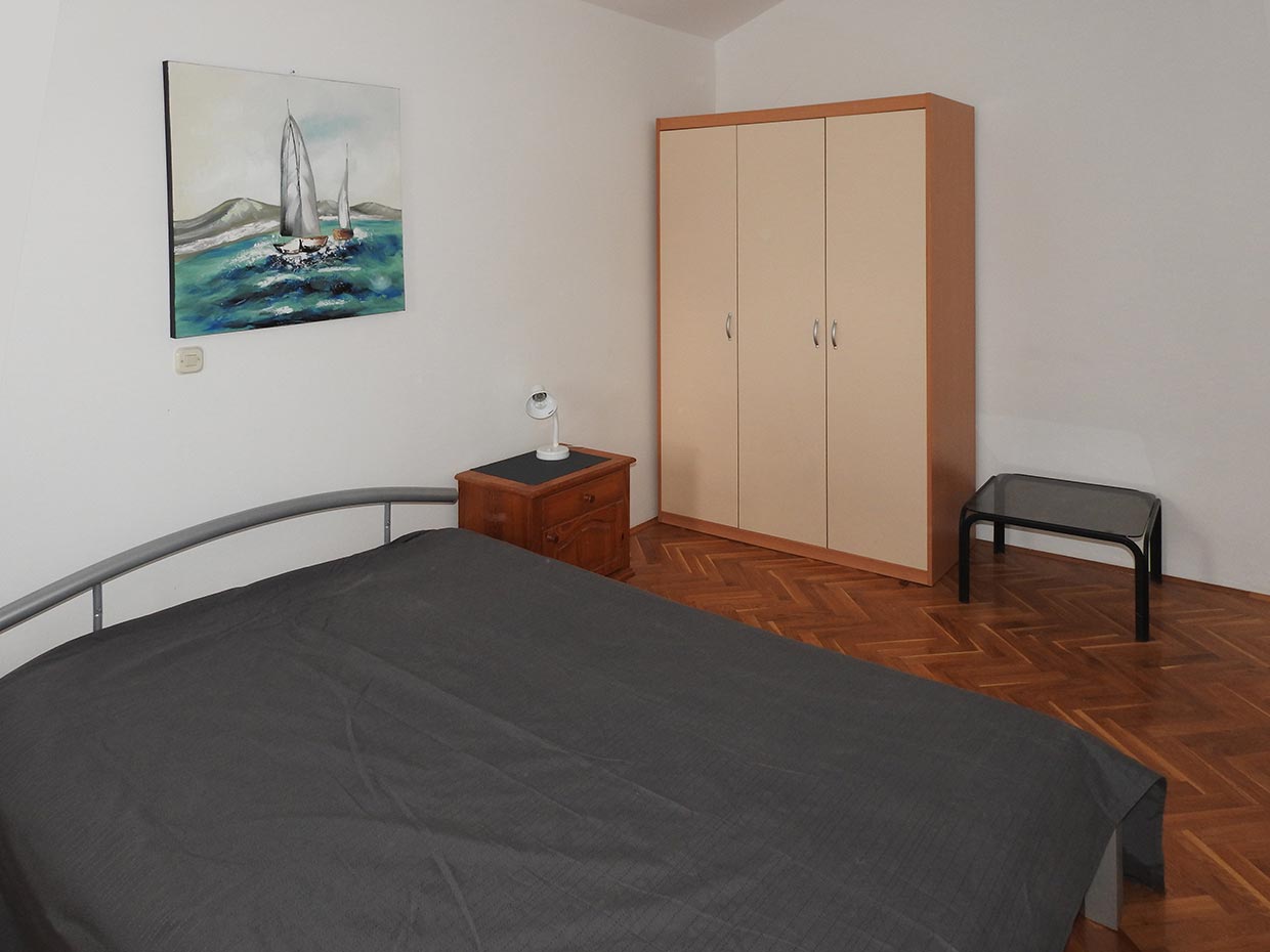 Double bedroom - Apartment Marina / 13