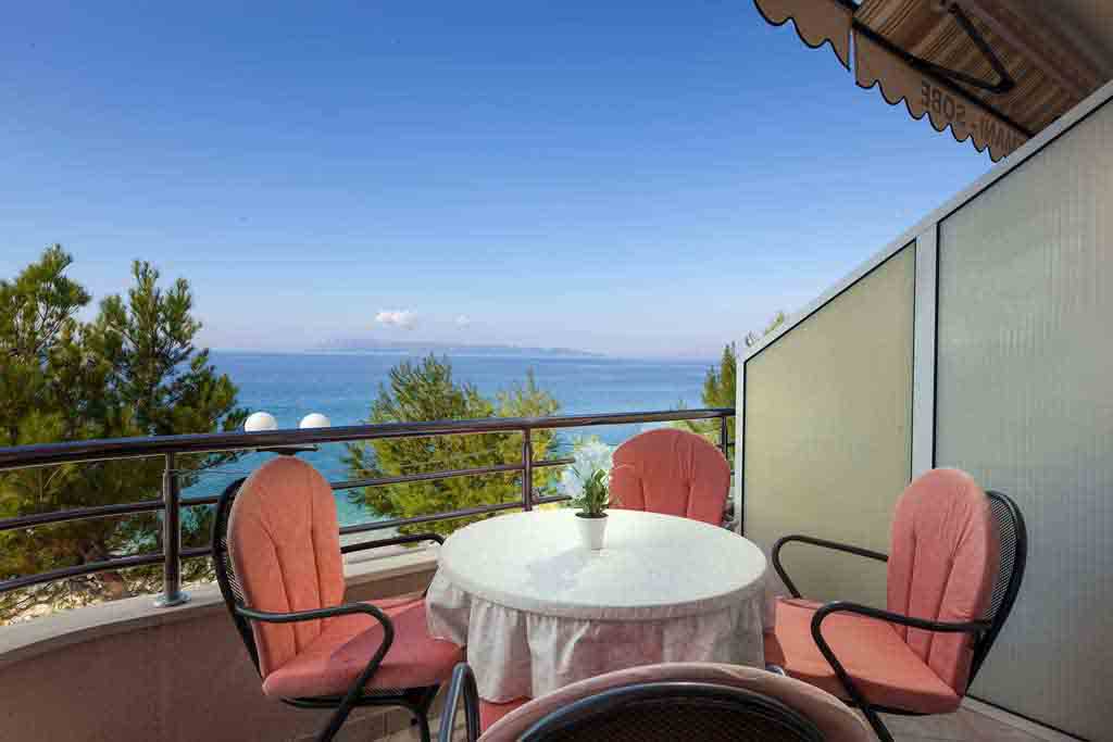 Resor till Kroatien, Tučepi, Lägenhet Lucija A1, Utsikt från balkongen 4