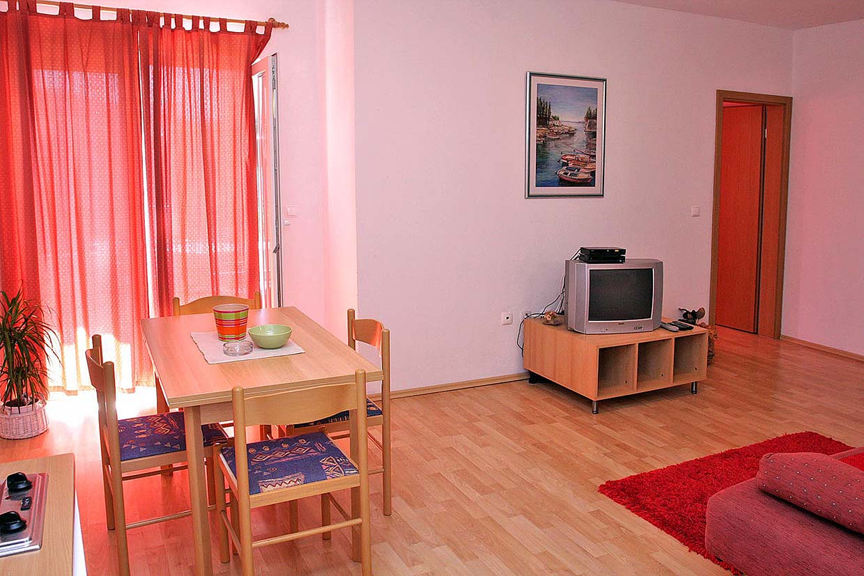 Makarska riviera apartments - Apartment Ivo a2 / 03