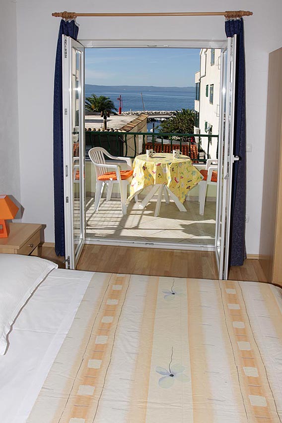 Bedroom with sea view - Apartment Ivo a4 / 12