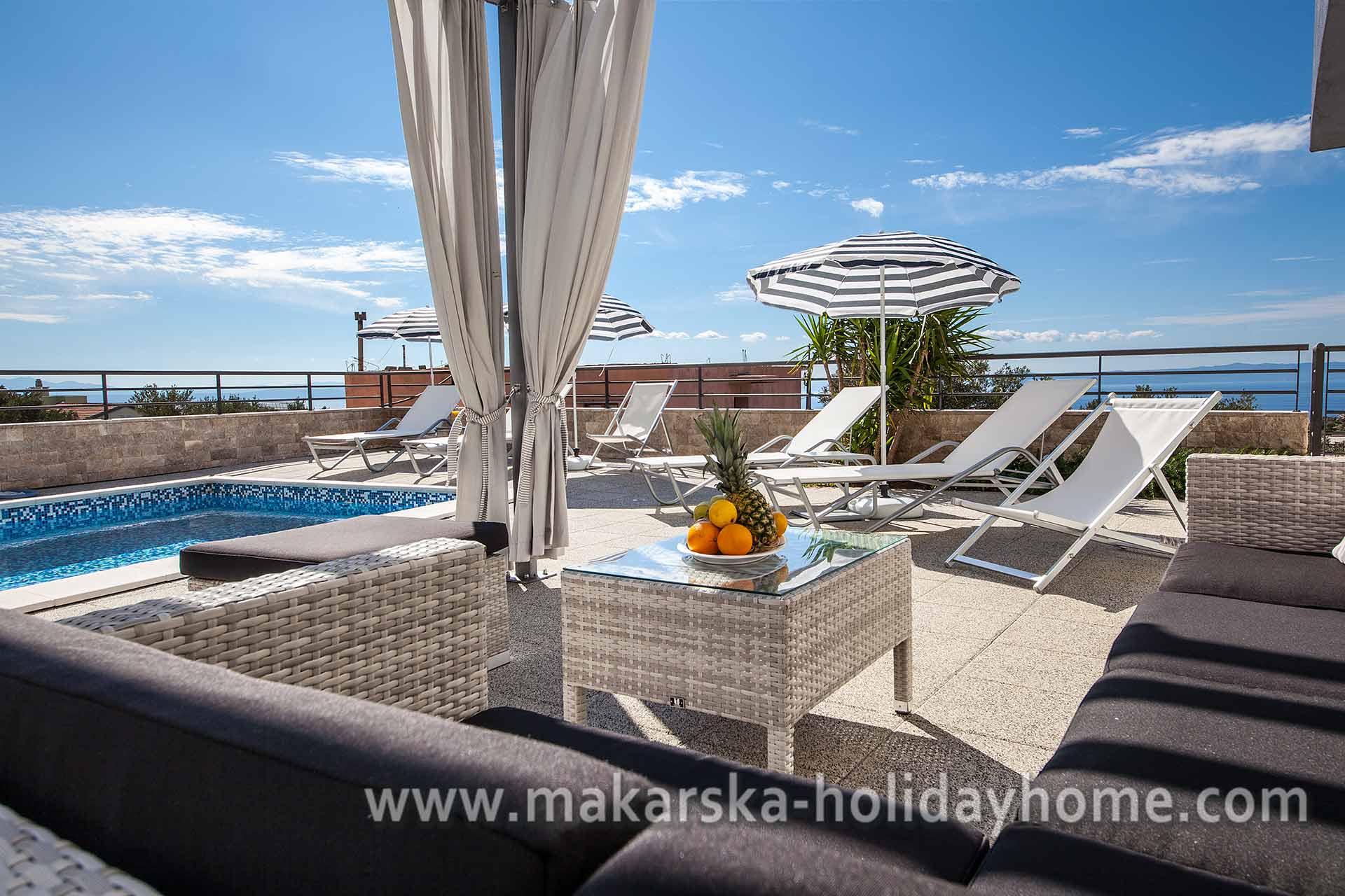 Makarska riviera - Villas with Pool - Villa Great Hill 2 / 13