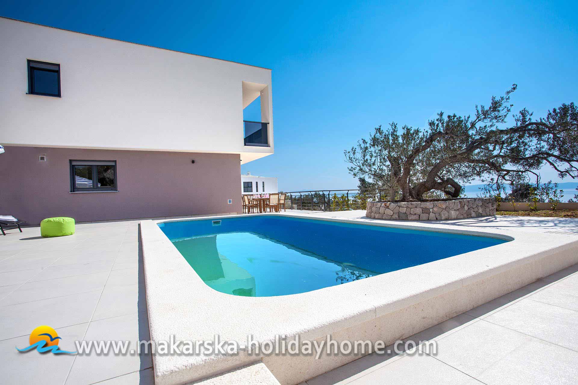 Makarska Kroatien - Ferienhaus mit Pool - Villa Silva / 01