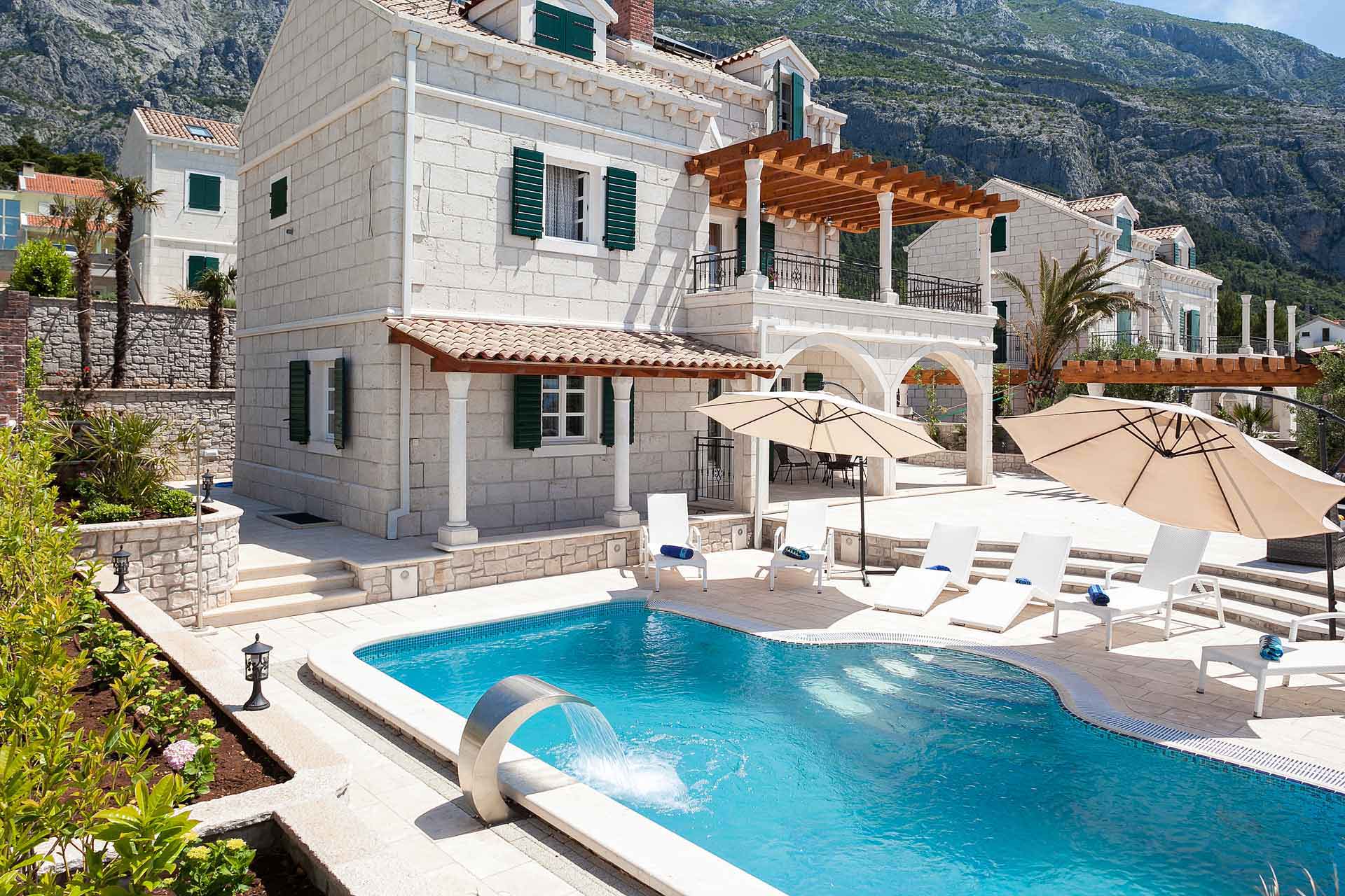 Luxus-Ferienhaus Kroatien mit Pool - Makarska Villa Srzic 1 / 05