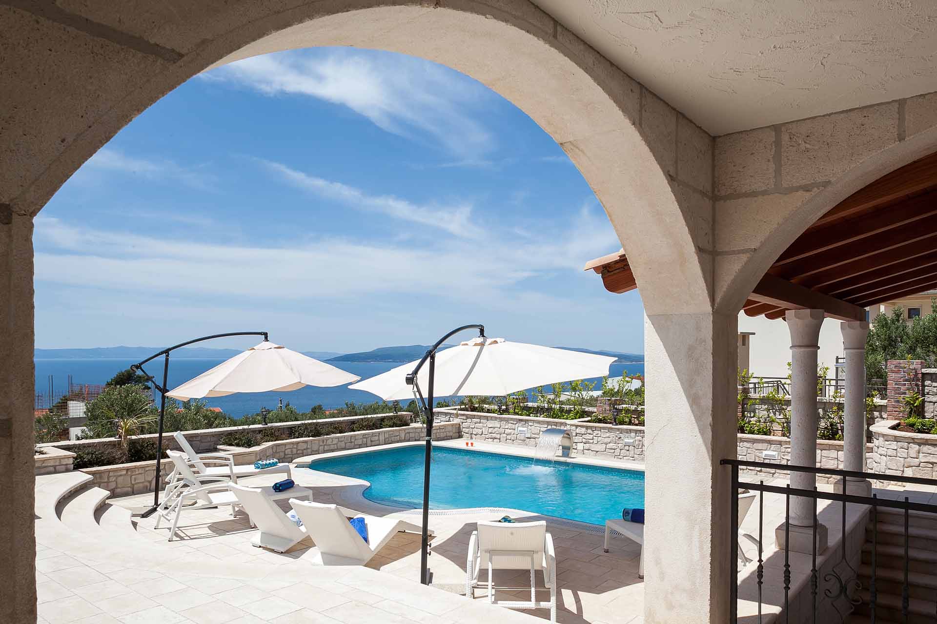 Luxus-Ferienhaus Kroatien mit Pool - Makarska Villa Srzic 1 / 08