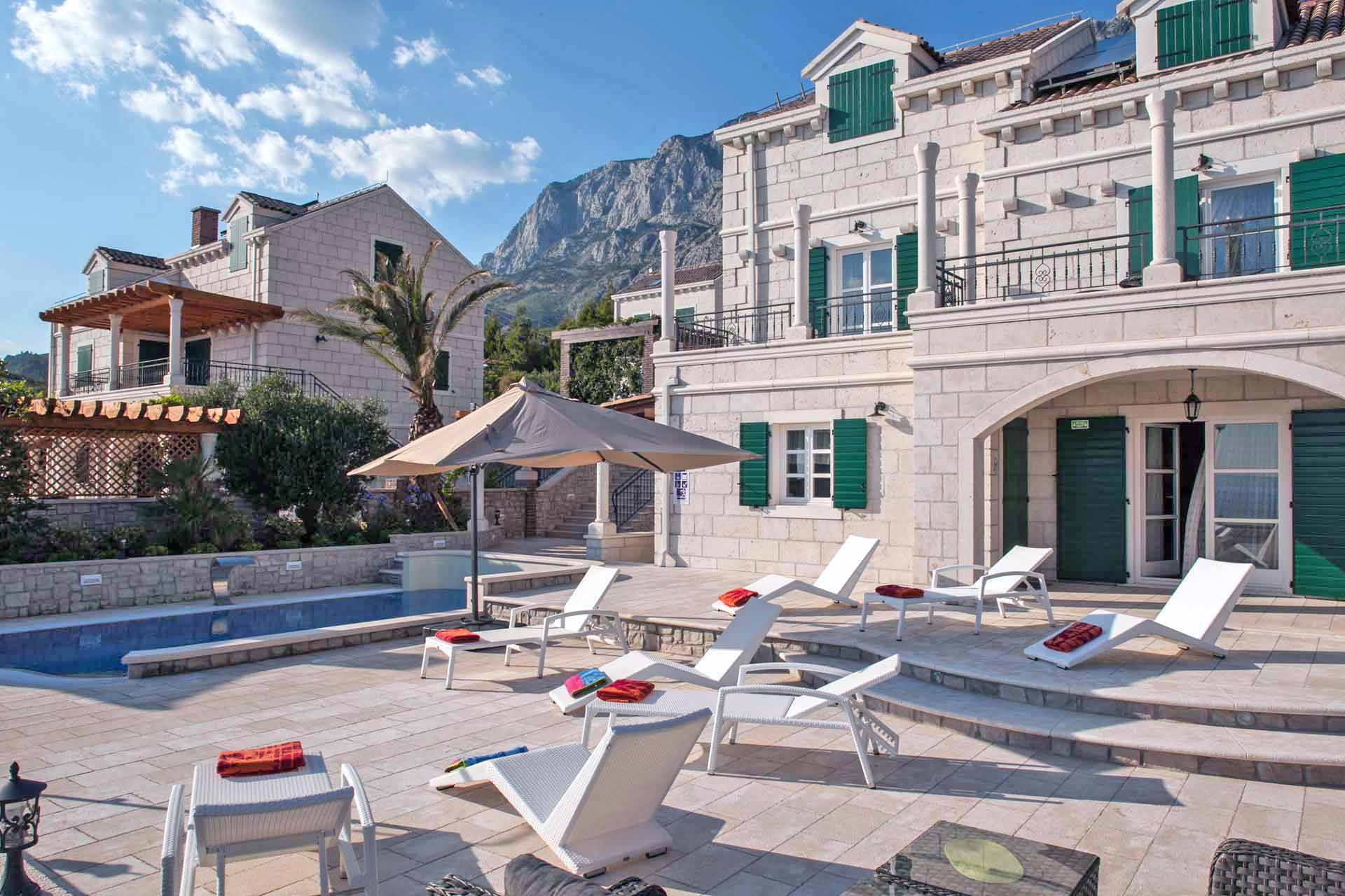 Hyra Hus i Kroatien med Pool - Makarska Villa Srzic 2 / 03