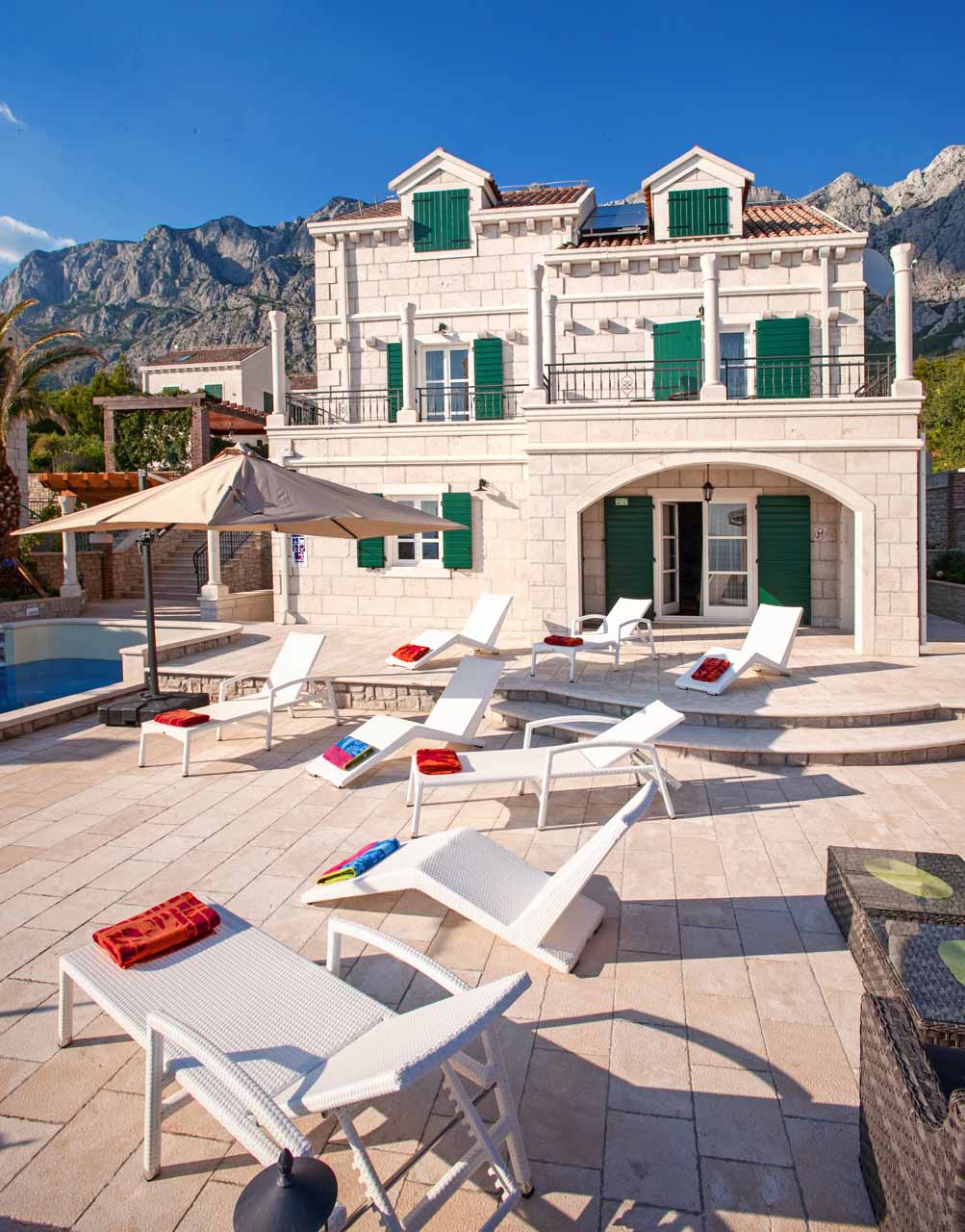 Hyra Hus i Kroatien med Pool - Makarska Villa Srzic 2 / 04