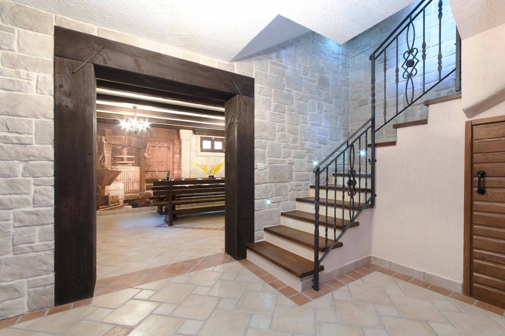 Makarska Kroatien - Ferienhaus mit Pool - Villa Srzic 3 / 17
