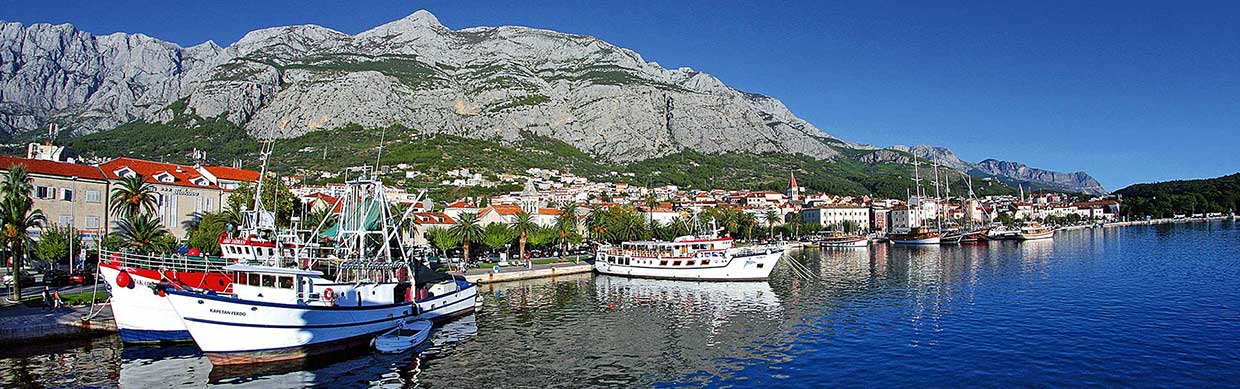 Makarska Privatunterkunft für 8 Personen - Holiday Home