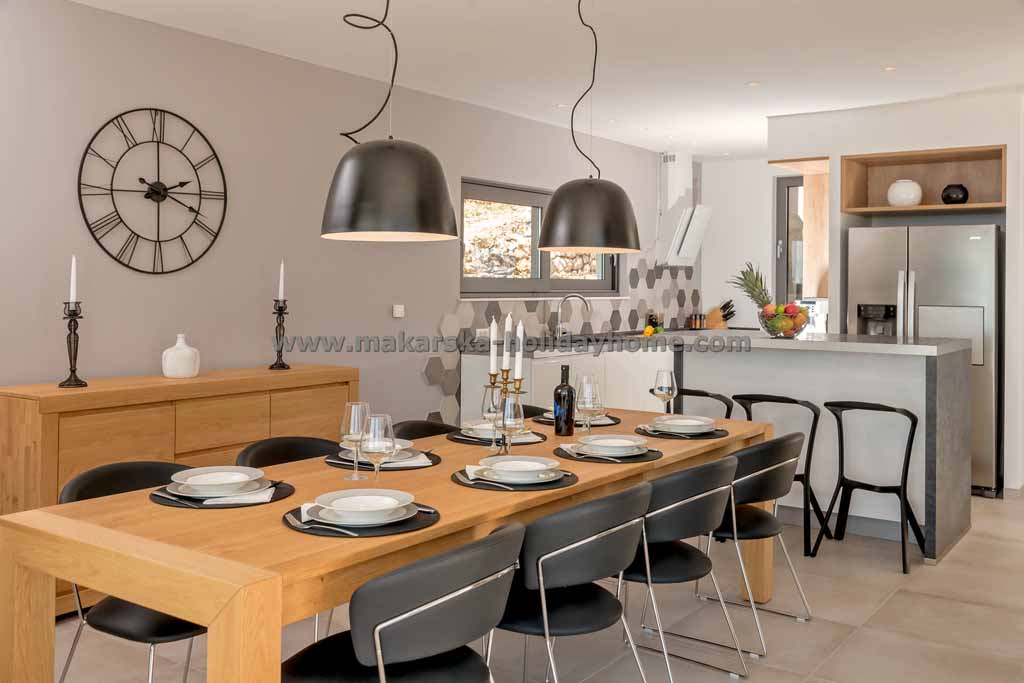 Dining room and kitchen - Villa Dubravka / 28