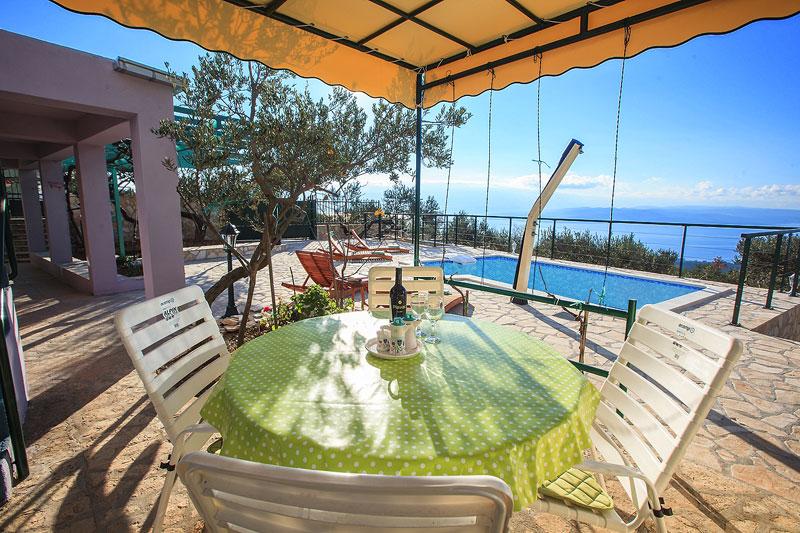 Идеальный вид на море - отдых в Макарской Ривьере - Вилла Марио / 03