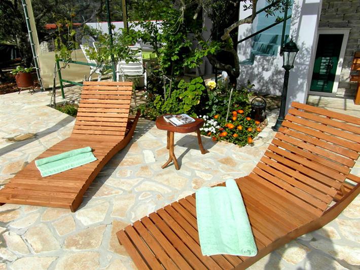 Шезлонги для солнечных ванн и наслаждаться - Вилла Марио / 10